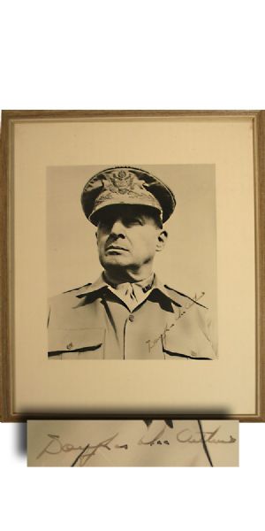Douglas MacArthur Signed Photograph in Uniform