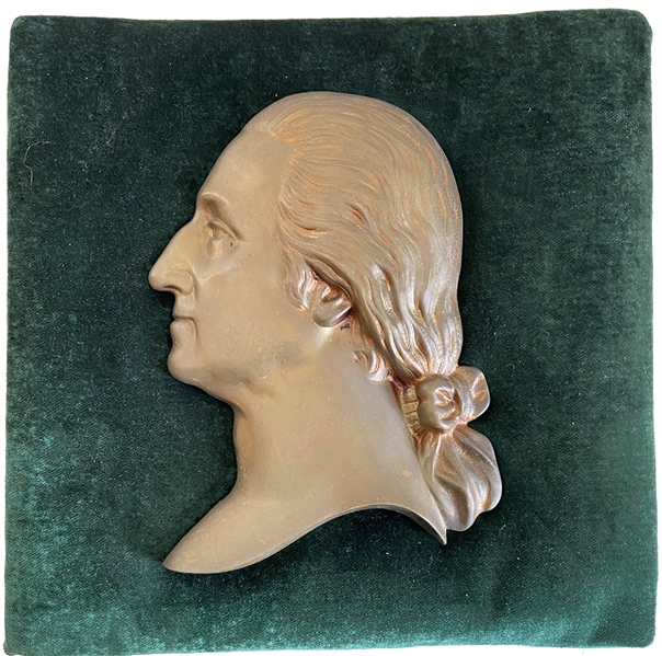 Gilt-Bronze Profile Silhouette Portrait of President Washington